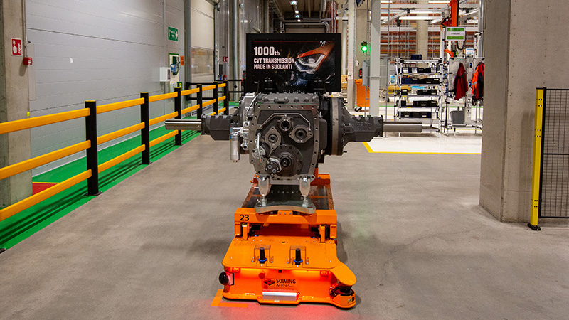 Tausendstes CVT-Getriebe, gefertigt im Valtra Werk in Suolahti., Finnland