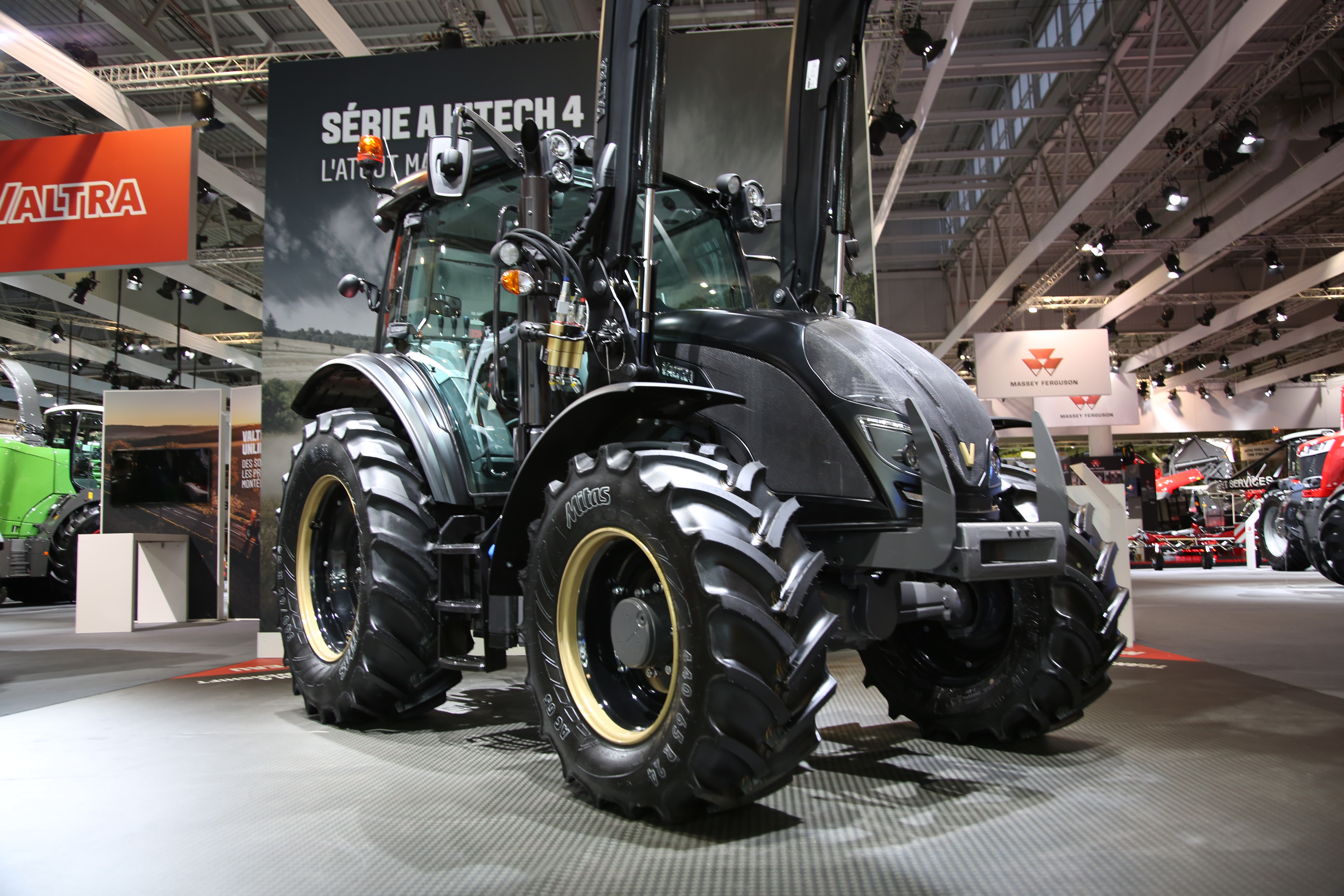 Valtra A-Serie auf der SIMA 2019