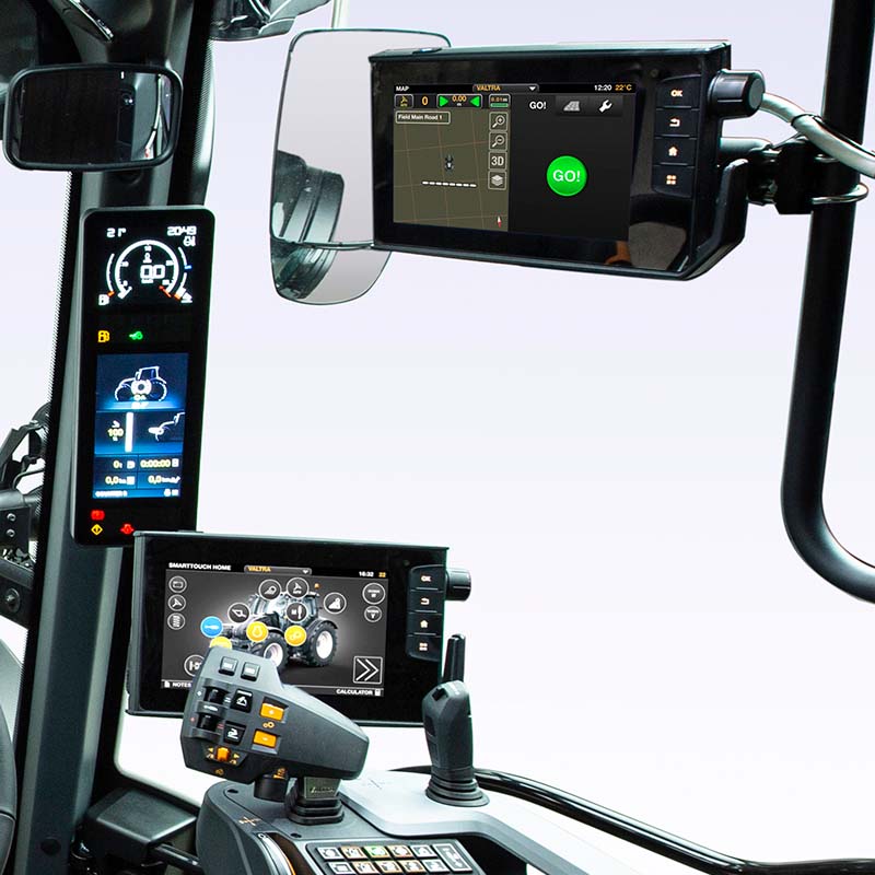 Valtra SmartTouch-Armlehne, 2. SmartTouch-Terminal und A-Säulen-Display im Versu und Direct