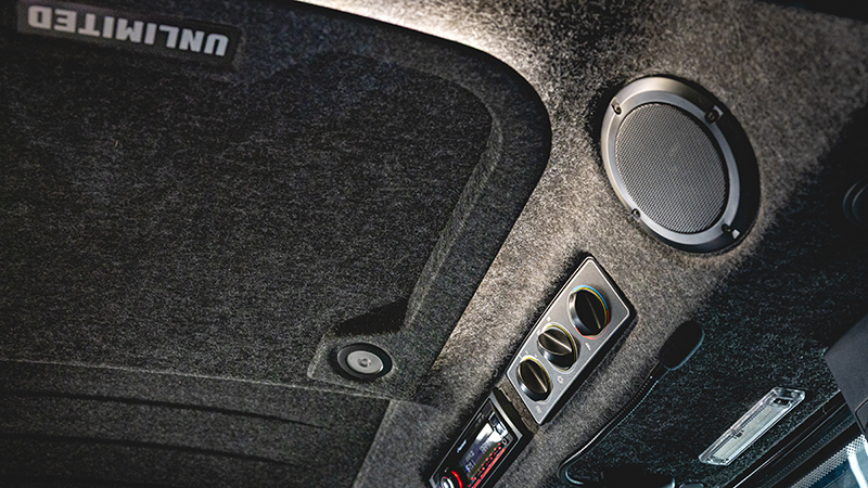 Ambient light in the roof-800x450.jpg